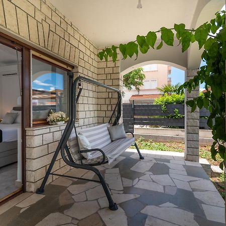 Apartments Bozan Трогир Стая снимка