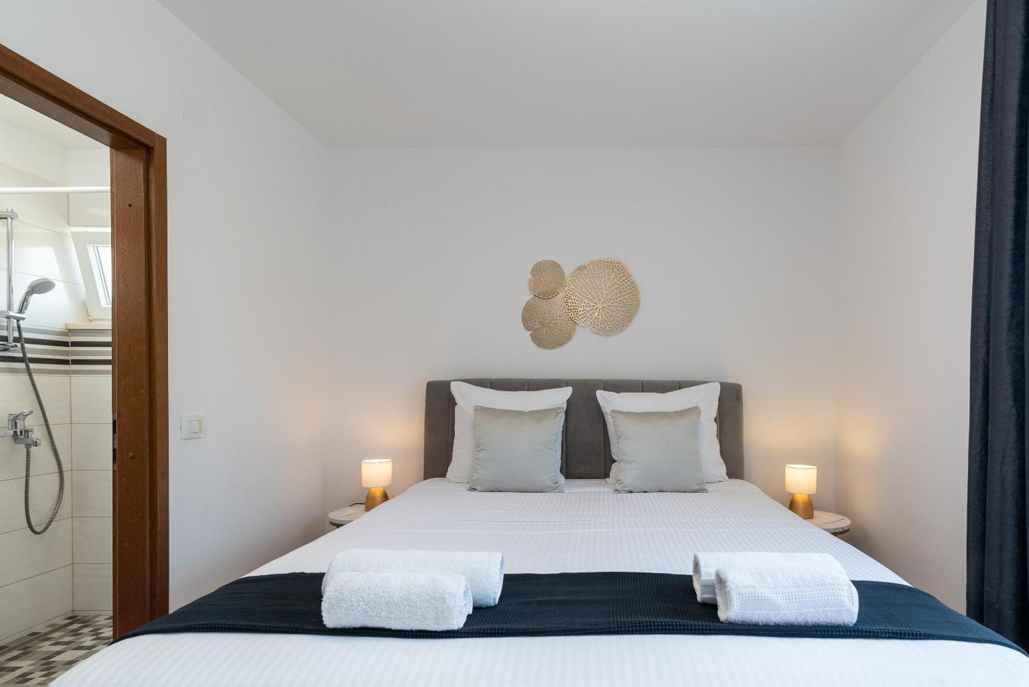 Apartments Bozan Трогир Стая снимка