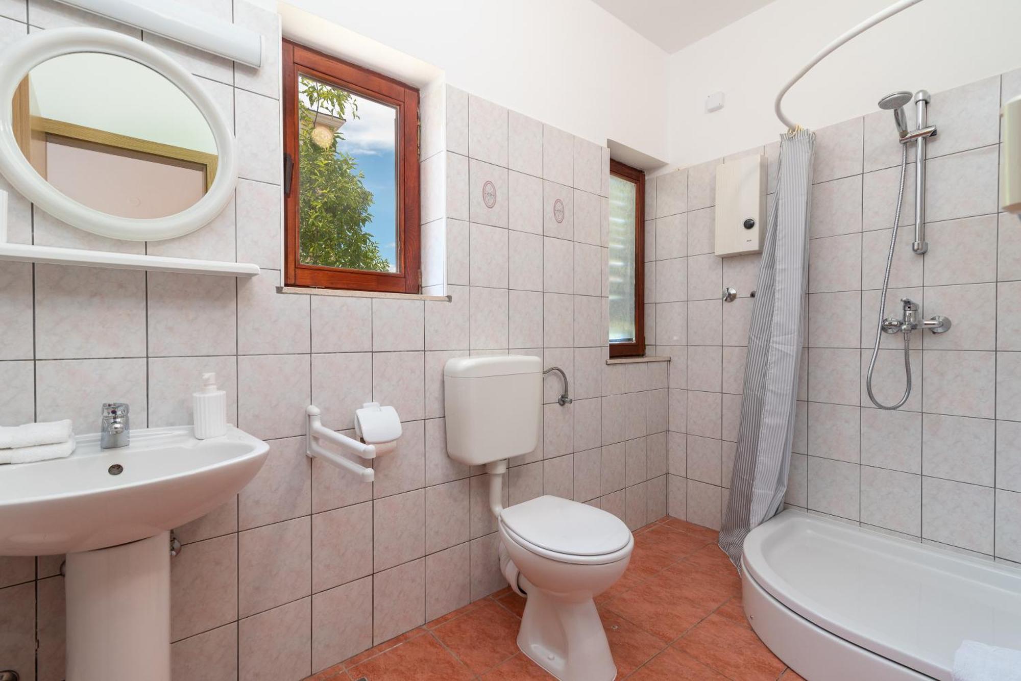 Apartments Bozan Трогир Стая снимка